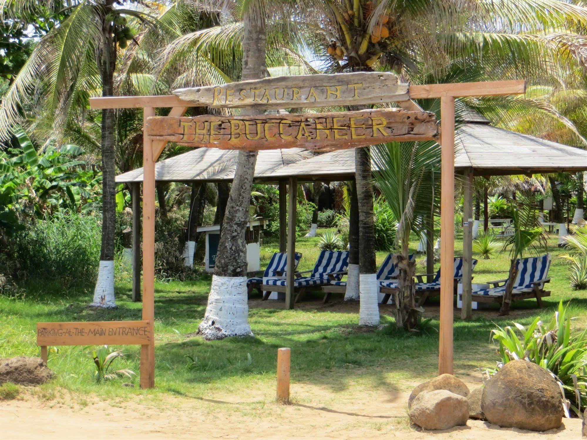 Paraiso Beach Hotel Brig Bay Exterior foto